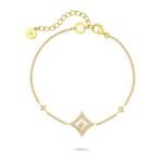 Elegant gold necklace with diamond accents, featuring a geometric star-shaped pendant, perfect for luxury jewelry lovers and special occasions.