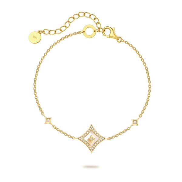 Elegant gold necklace with diamond accents, featuring a geometric star-shaped pendant, perfect for luxury jewelry lovers and special occasions.